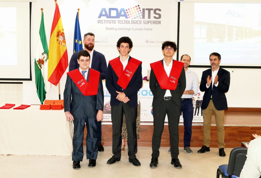 Clausura del Curso 2024/2025 – Bachillerato y DAW 15
